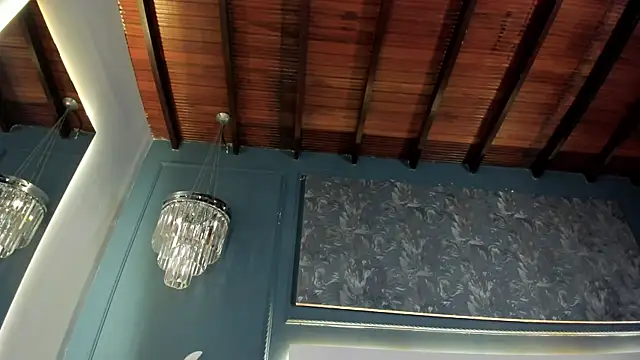 MiaKay1 live sex cam