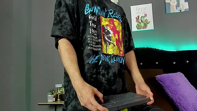 eren_jeager (M twink) - CUM! SHOW!!