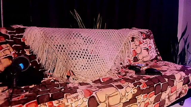 PervertedMissCloe webcam