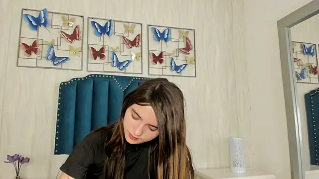 luna_forever7 webcam