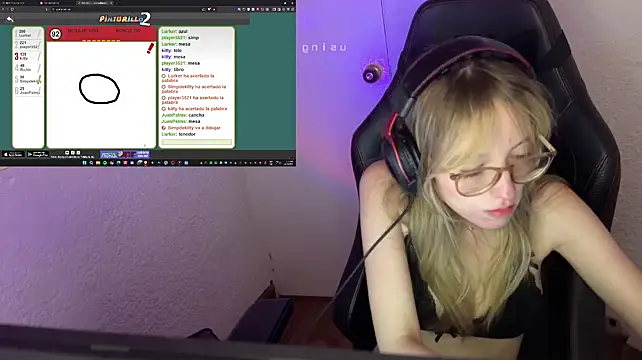 ReenKitty live sex cam