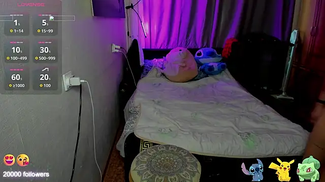 monica__elder webcam