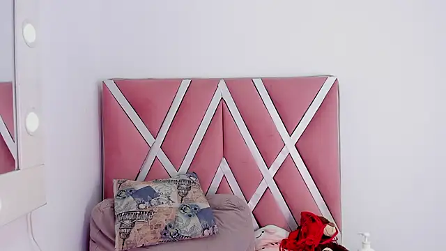 aniemorningstar webcam