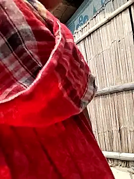 Webcam Model (Sweet-runi)  is live.Free join now!