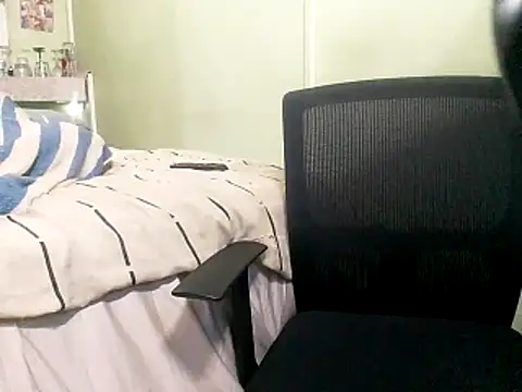 calme_odl1 - Calme_odl1's free webcam - UK Sex Cams