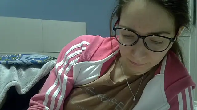 ashleyspice (F milf) - sexy and naughty show