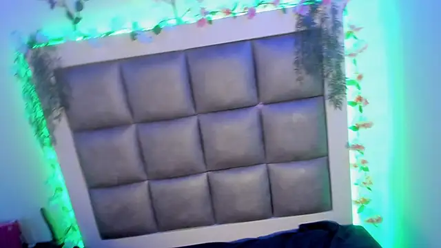 abbiecollins_js webcam