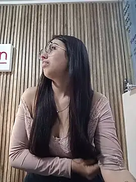 Valk_submissive webcam