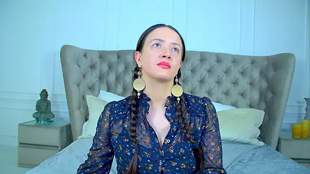 ElinaBellucci webcam