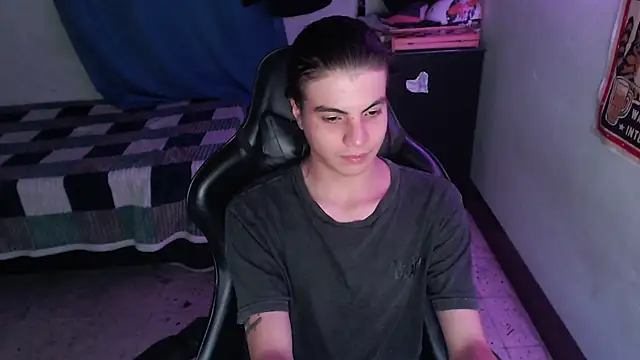 Elastic_Fantasy webcam