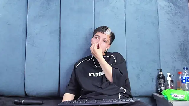 Megan_Thompson_ webcam