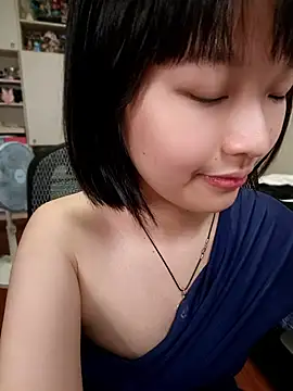 美女87wawa在线直播