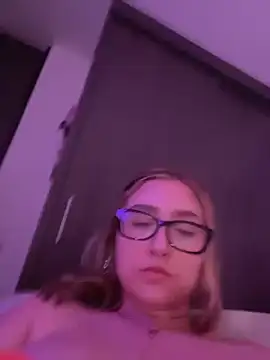 morainfire (F teen) - Let's touch each other in public with my