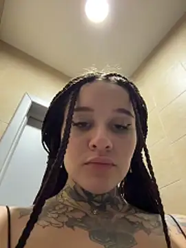 kishamur (F young) - Play with nipples