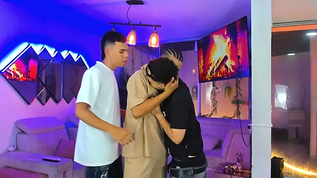 Houseofwarrios webcam