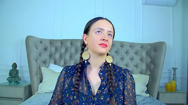 ElinaBellucci webcam