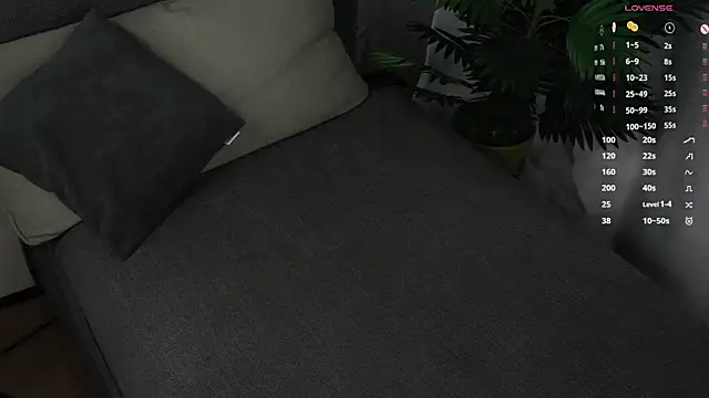 ClarineCasebolt webcam