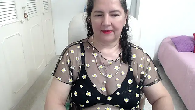 leonela_69 webcam