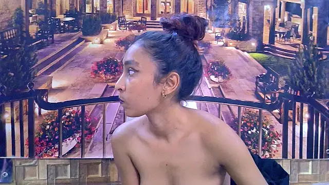 IndianSexyButt webcam
