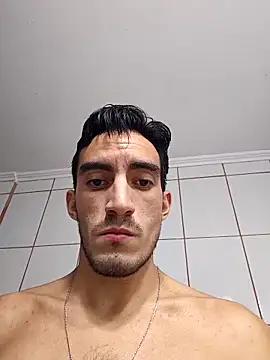 TommyMomentum webcam