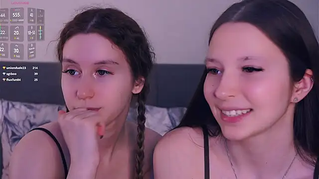 gabriellelynchard (G teen) - lick and bite fingers