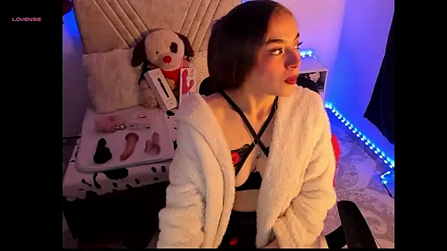 Mia_Victoria22 webcam