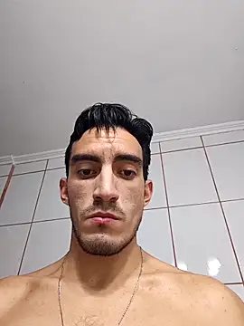 TommyMomentum webcam