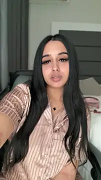 LilMisIndianx webcam