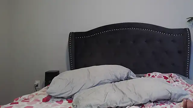 ExoticEmpress18 webcam