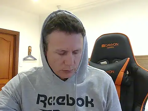 TroyDieselXXX webcam