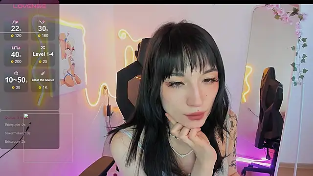 AliceeinWonderlanddd webcam