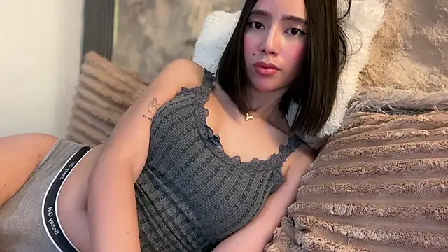 GenesisCastillano webcam