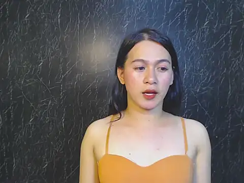 ur_asianpretty webcam