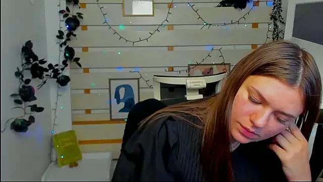 Josephine_Kiss webcam