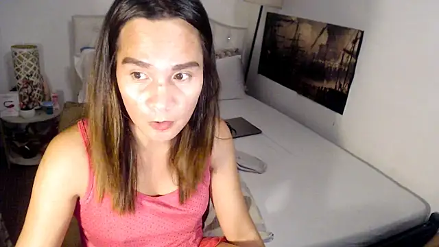 NinaDOM4CUM webcam