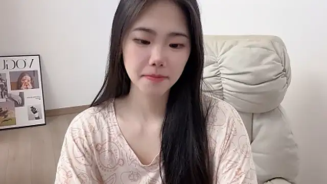 suki-1 - Suki-1's free webcam - UK Sex Cams