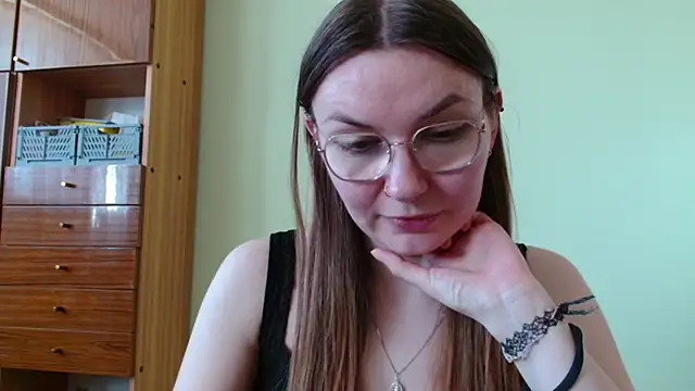 looveellyx - LooveELLYx's free webcam - UK Sex Cams