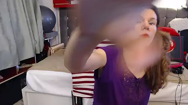 kellyterapy - Kellyterapy's free webcam - UK Sex Cams