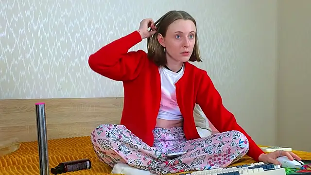 Cowell_Adelina webcam