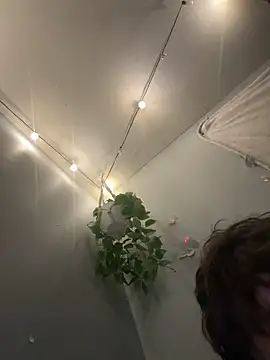 UtopianMisfit1 webcam