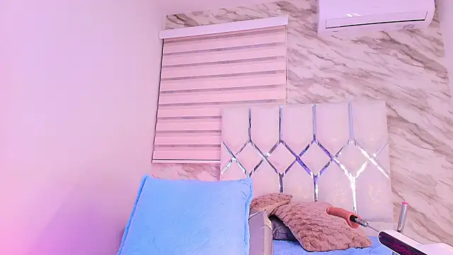 cataleya_ebony_ webcam