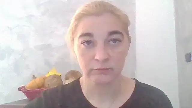 GoldenAngelMilf webcam