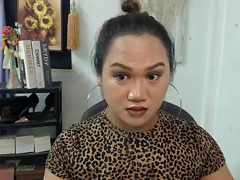 Wild_yummynam webcam