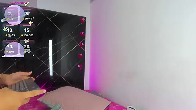 Skarleth_queen webcam