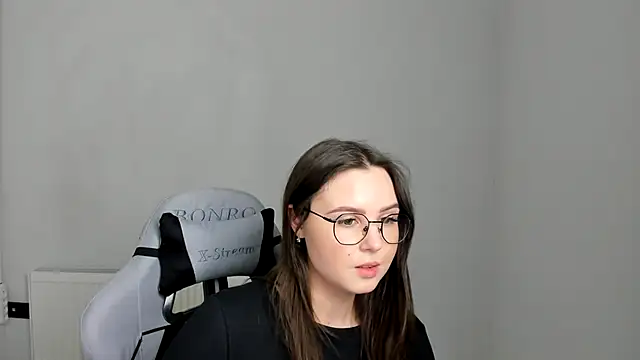 regina_cute_ - Regina_cute_'s free webcam - UK Sex Cams