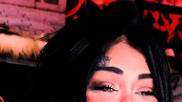 indian_dreamgirl webcam