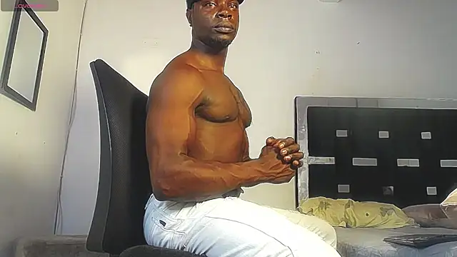 MrByronStallion webcam