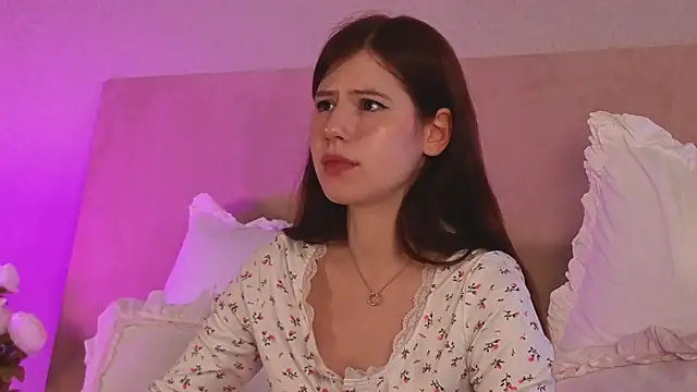 CarolaineMyers webcam