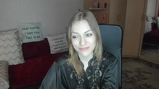 Tiffany_Bates webcam