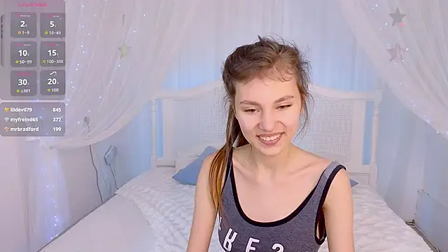 Little__Lunaa webcam